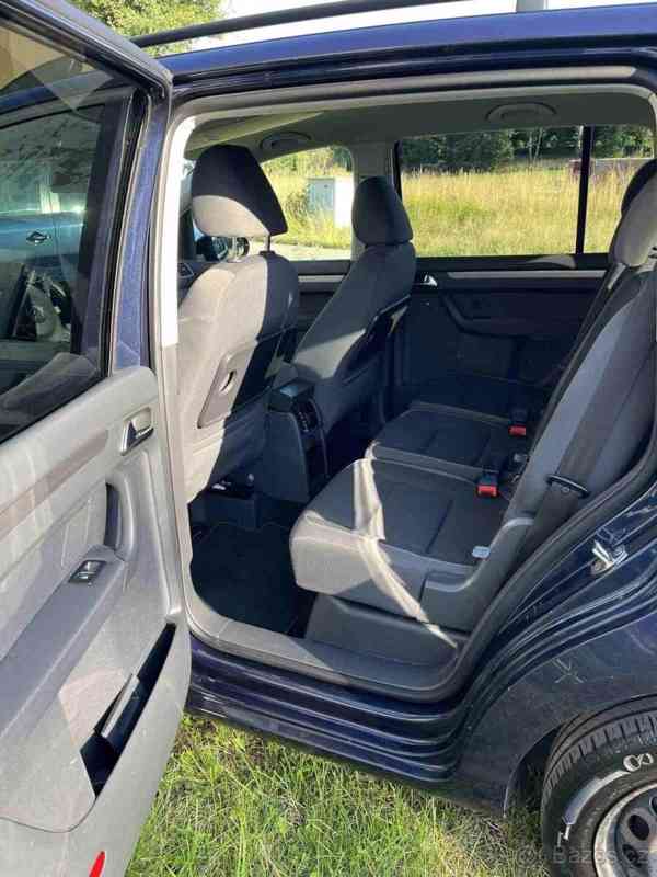 Volkswagen Touran 1,6   TDI 77kw 201 - foto 6