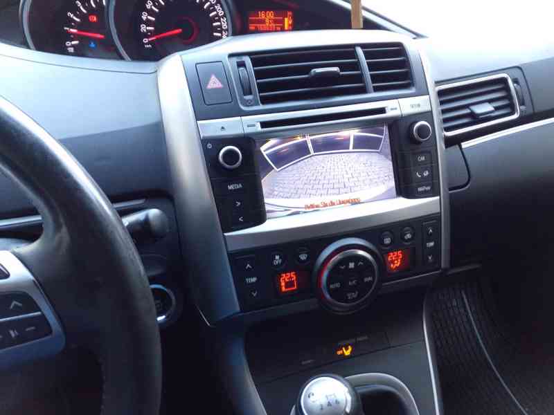 Toyota Verso facelift D.4-D - foto 5