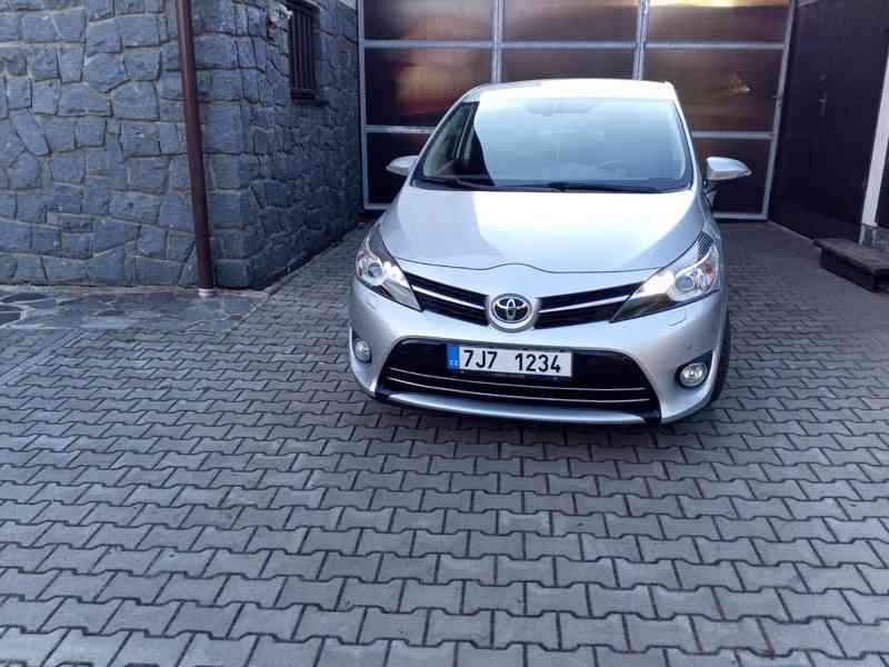 Toyota Verso facelift D.4-D - foto 14