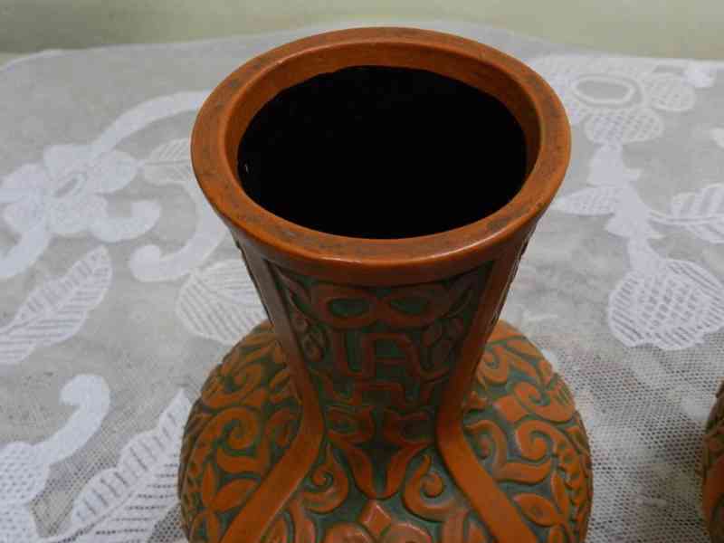 Zajímavé párové keramické Vázy reliéf Johann Maresch Mareš - foto 5