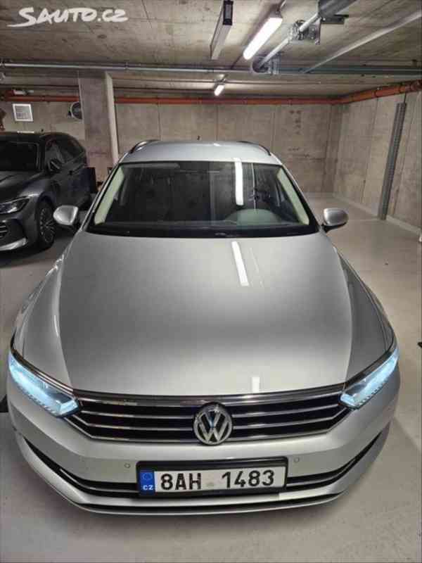 Volkswagen Passat 2,0 B8 Variant 110kw ACC, DigiCock - foto 2