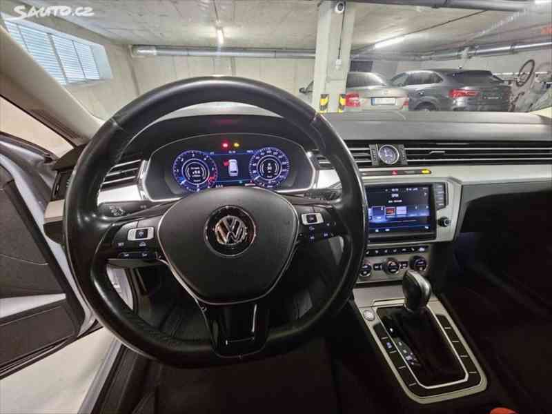 Volkswagen Passat 2,0 B8 Variant 110kw ACC, DigiCock - foto 9