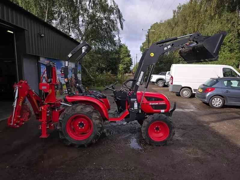 Traktor Branson 2500HL - foto 6