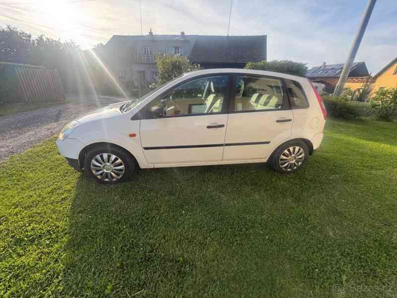 Ford Fiesta 1,3 - foto 4