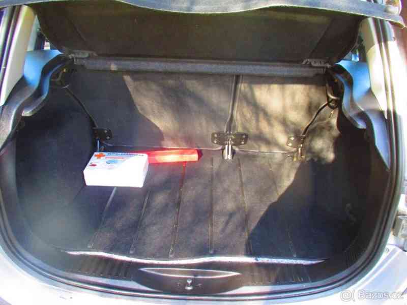 Ford Fusion 1,4 - foto 10