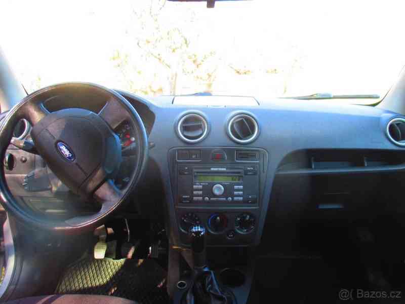 Ford Fusion 1,4 - foto 11