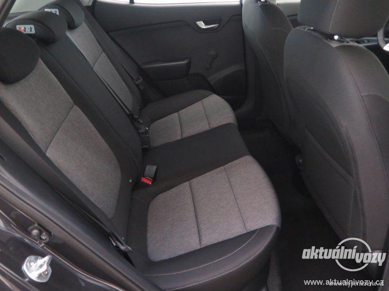Kia Stonic 1.25 CVVT 62kW 1.2, benzín,  2018 - foto 11