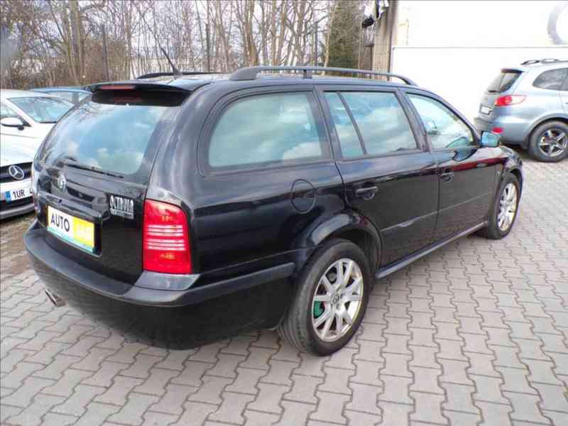 Škoda Octavia 1,8 RS-TURBO 132 kW XENONY - foto 3