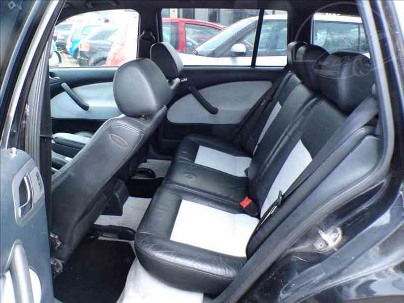 Škoda Octavia 1,8 RS-TURBO 132 kW XENONY - foto 8