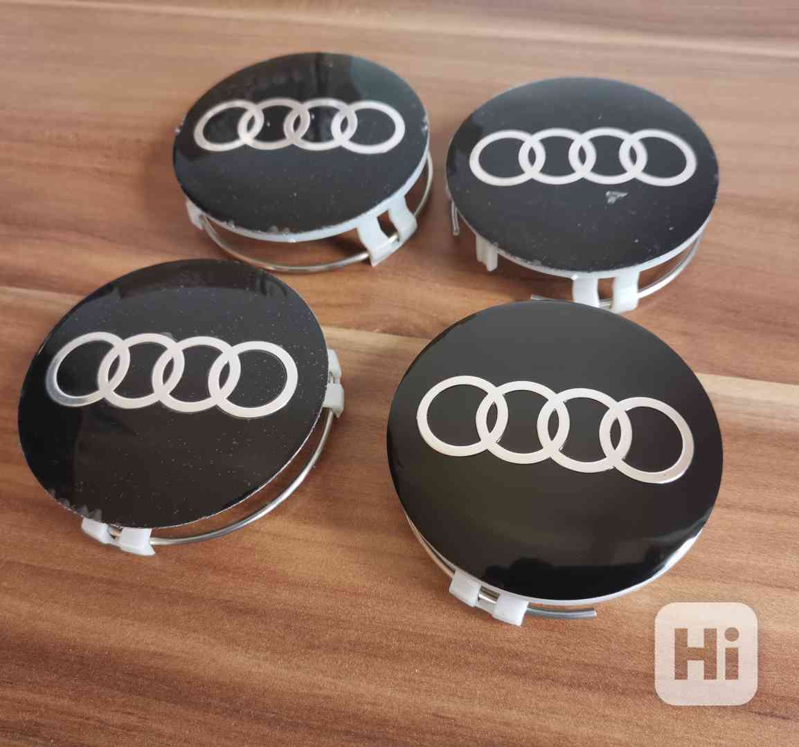 Středové krytky Audi 75mm do kol od Mercedes -  Pokličky  - foto 1