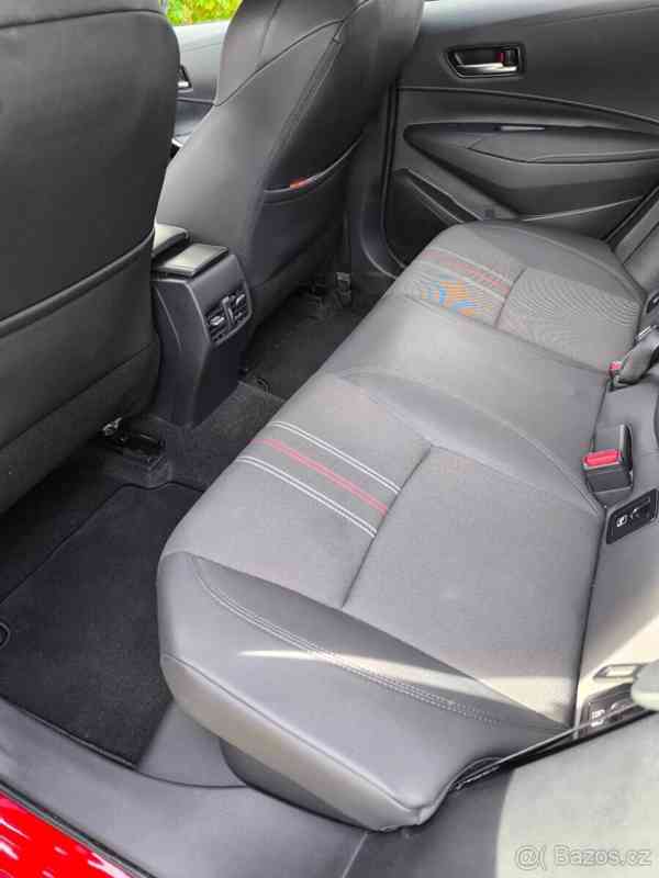 Toyota Corolla 1,8   GR SPORT - foto 4