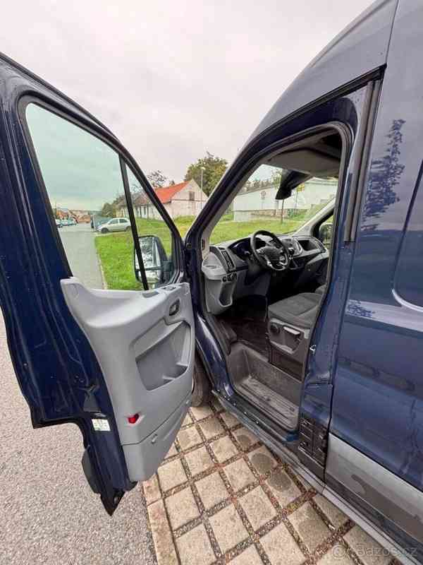 Ford Transit - foto 12