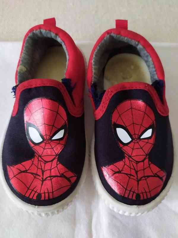 Plátěné nazouvací botky Spiderman vel. 23 - foto 2