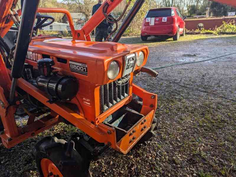 Traktor Kubota B55-100 4WD - foto 3