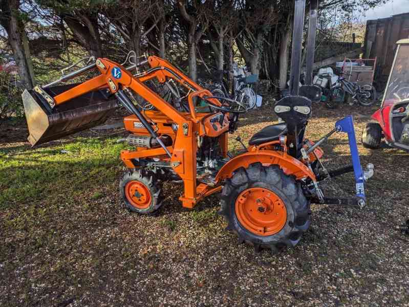 Traktor Kubota B55-100 4WD - foto 2