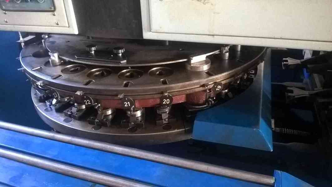 Použitý vysekávací lis TGRJ 25 NC, r. v. 1990 - foto 3