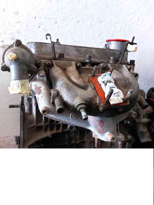 Motor Škoda Rapid 135L - foto 8