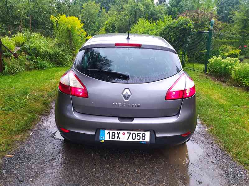 RENAULT MEGANE 2010 1.5HB  - foto 6