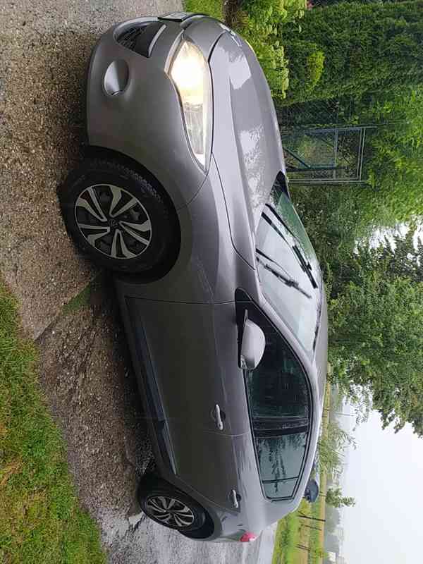 RENAULT MEGANE 2010 1.5HB  - foto 4