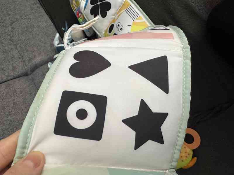 Pult,podlozka a dalsi - foto 6