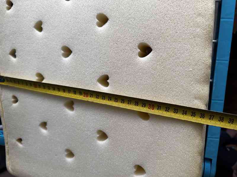 Pult,podlozka a dalsi - foto 3