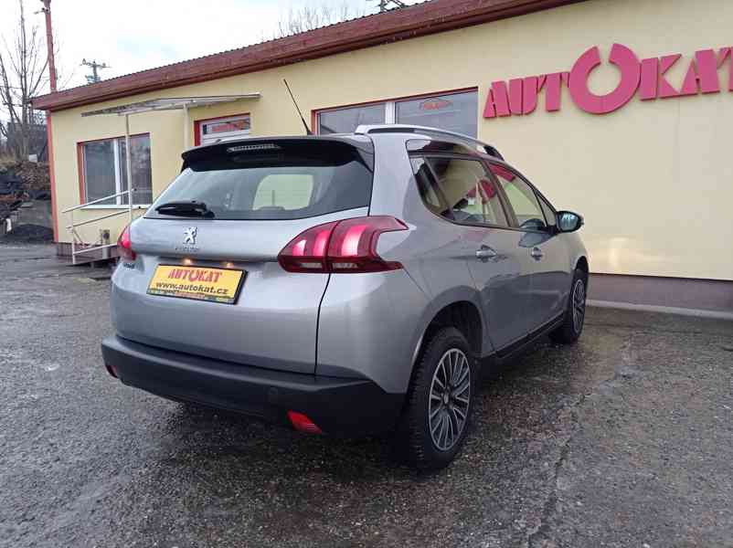 Peugeot 2008 1.2i PureTech/1Maj/ServKniha - foto 3