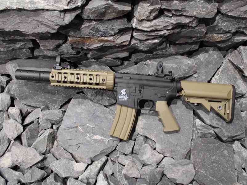 Airsoftová zbraň M4 SD Sportline BI-TON (Gen.2) - černo-TAN - foto 1