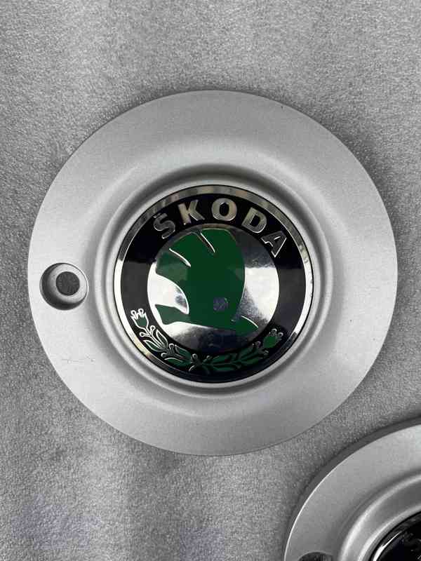 Pokličky šesticípé elektrony BORBET FELICIA 3ks - foto 4