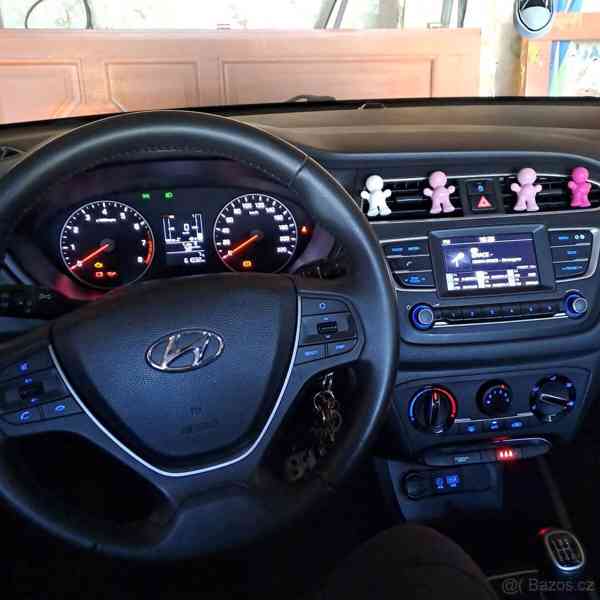 Prodám Hyundai I20 family plus - 1,2 benzín - foto 5