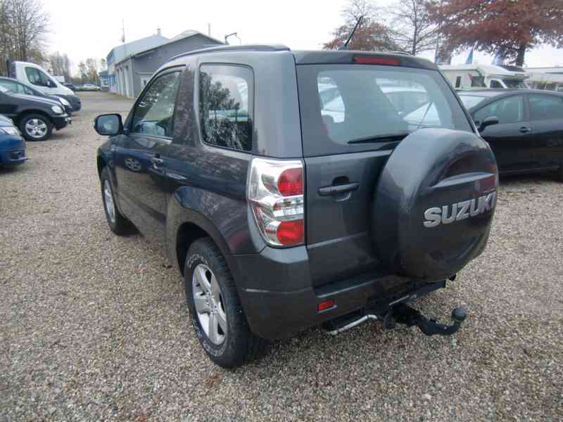 Suzuki Grand Vitara 2.4i Comfort benzín 124kw - foto 15