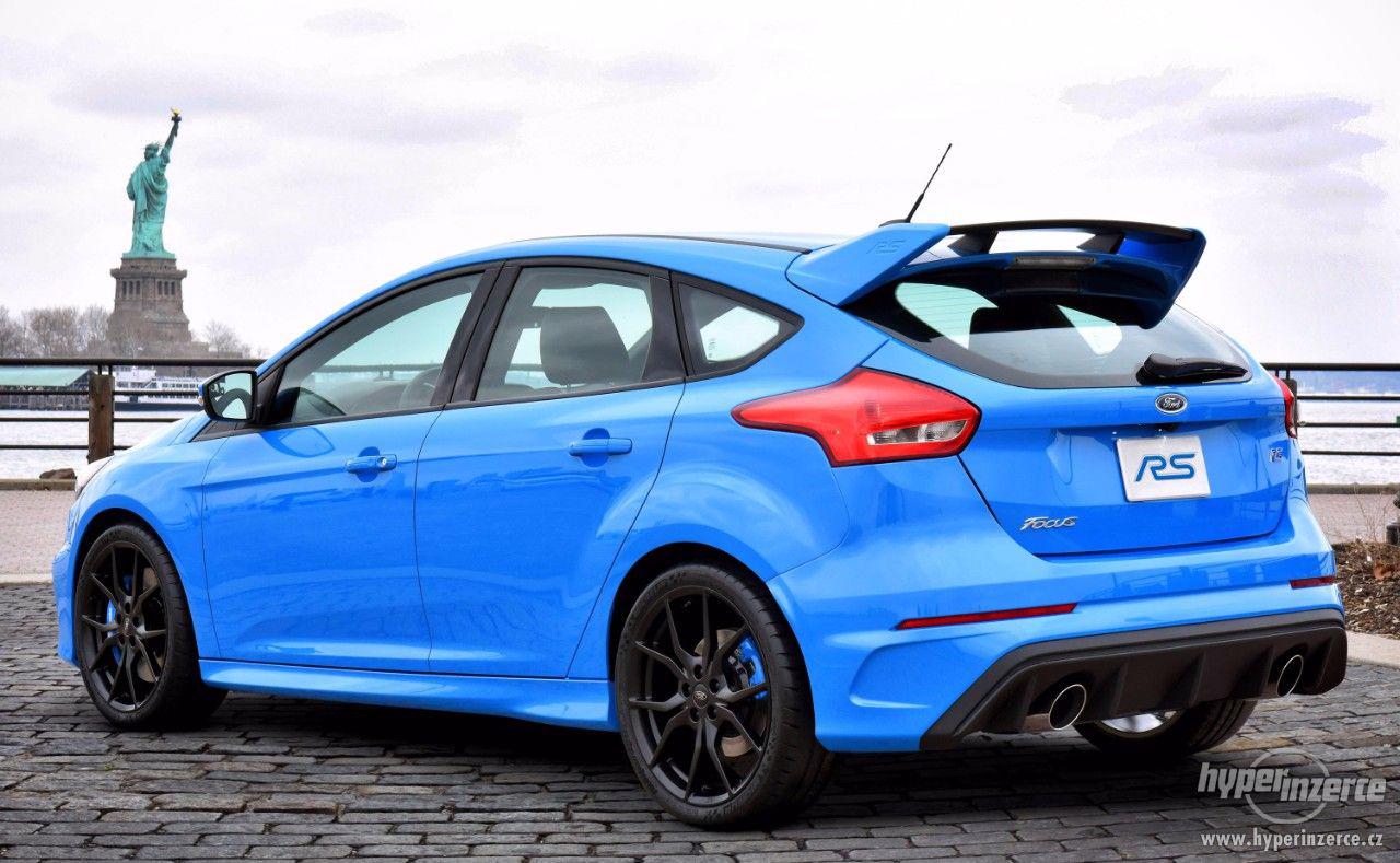 FORD FOCUS RS - foto 1