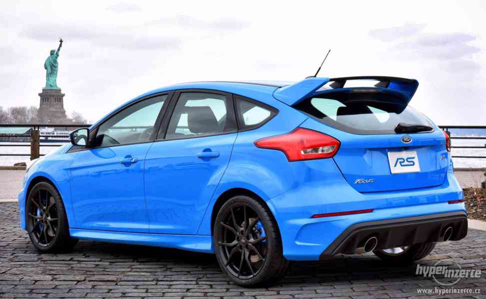 FORD FOCUS RS - foto 1