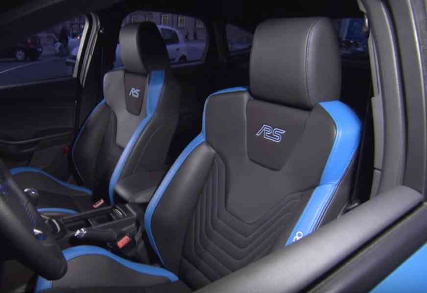 FORD FOCUS RS - foto 2