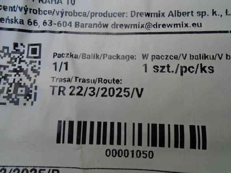 Zcela nový ještě nevybalený stůl Norveg 1 4627890 80x80 cm - foto 7