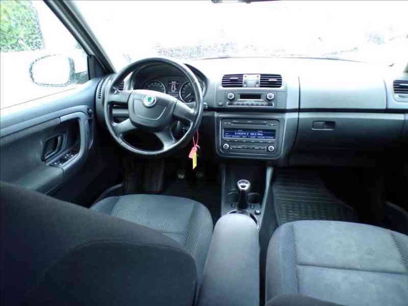 Škoda Fabia 1,6 TDI TAŽNÉ ZAŘÍZENÍ - foto 5