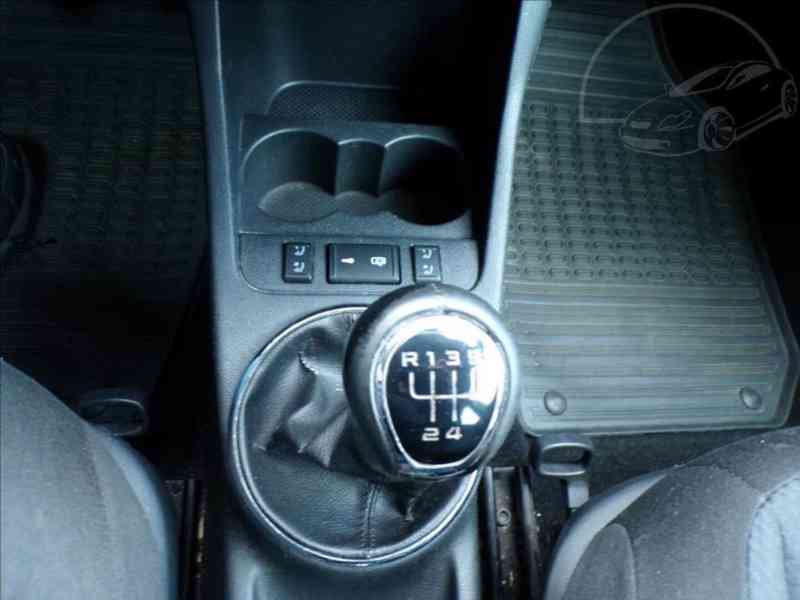 Škoda Fabia 1,6 TDI TAŽNÉ ZAŘÍZENÍ - foto 7