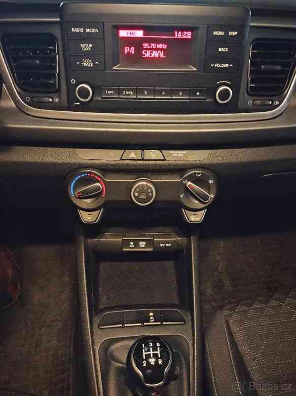 Kia Rio 1,2   auto bez starost - foto 9