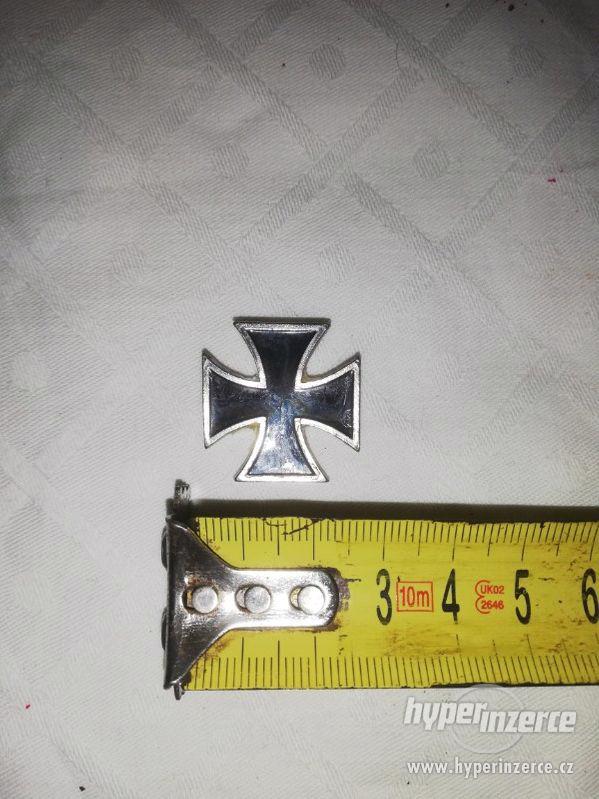 Železný kříž - odznak - brož - foto 1