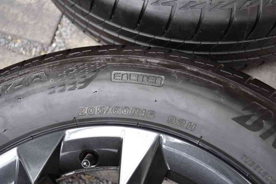 Š.Kamiq,Scala, VW Taigo– NOVÉ Alu+ letní 205/60R16 Bridgesto - foto 10