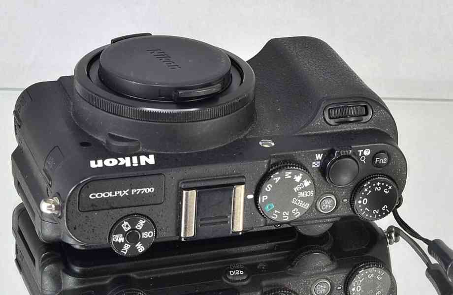 Nikon CoolPix P7700 **12 MPix CMOS - foto 6