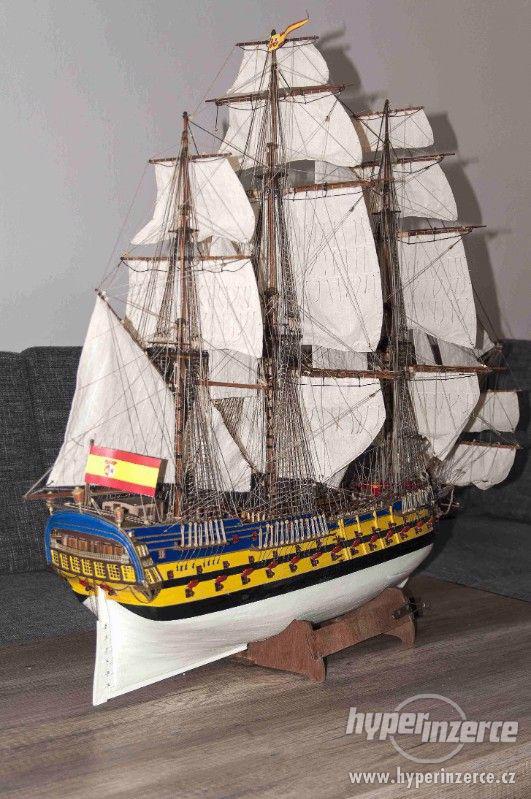 Dřevěný model historické plachetnice San Ildefonso - foto 7