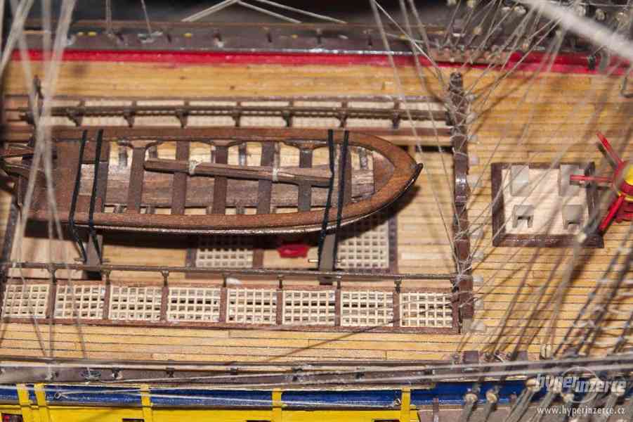Dřevěný model historické plachetnice San Ildefonso - foto 11
