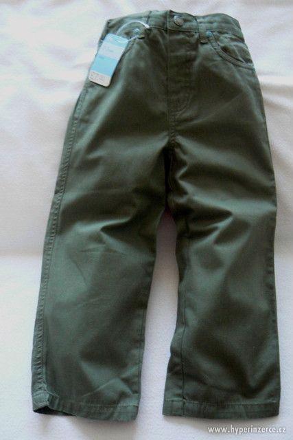 kalhoty zelené nové s visačkou vel.98 - foto 1