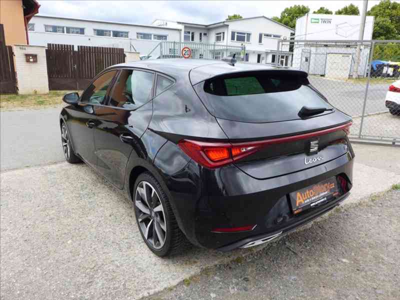 Seat Leon 2,0 TDi FR,VIRTUAL,KAMERA,DPH - foto 4