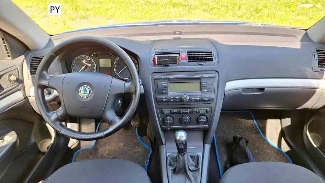 Škoda Octavia 2, 1.6 MPI 75kW - foto 6