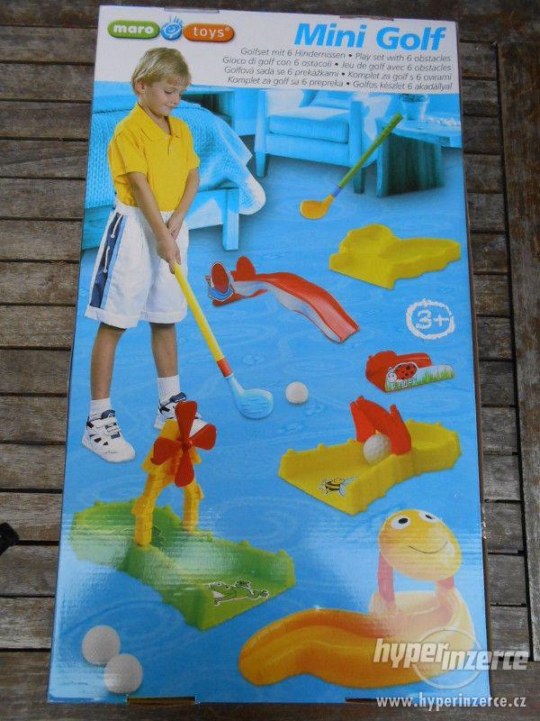 Velká sada - dětský MiniGolf vhodný i do bytu - foto 3