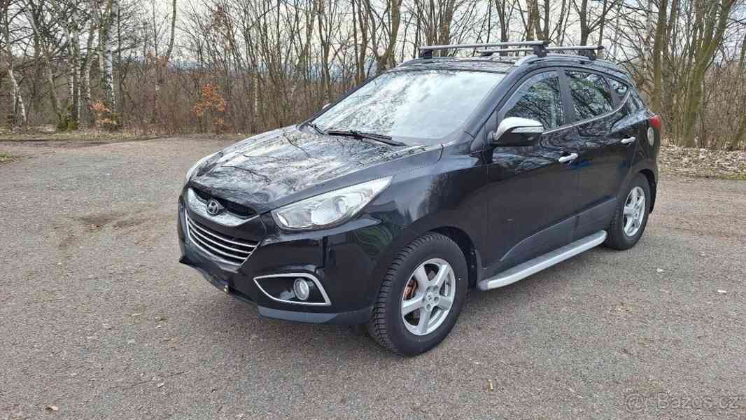 Hyundai ix35 1,6   naj. 91100km - foto 2
