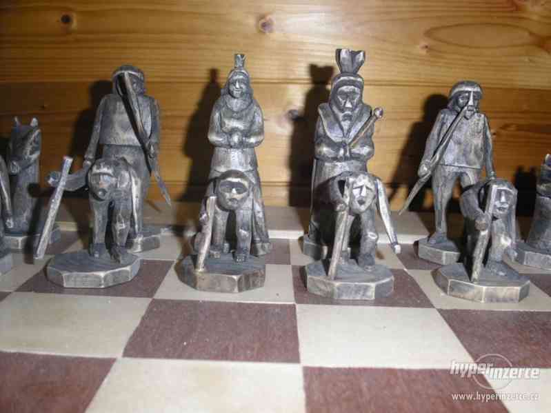 Luxusní a ručně vyráběná šachovnice - foto 14