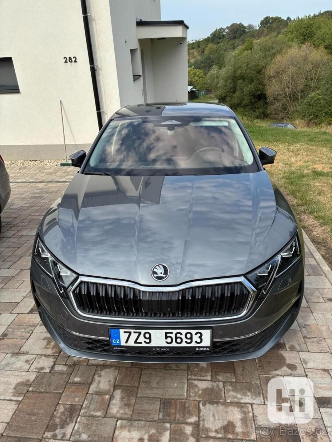 Škoda Octavia 1,5   Exclusive selection - foto 1