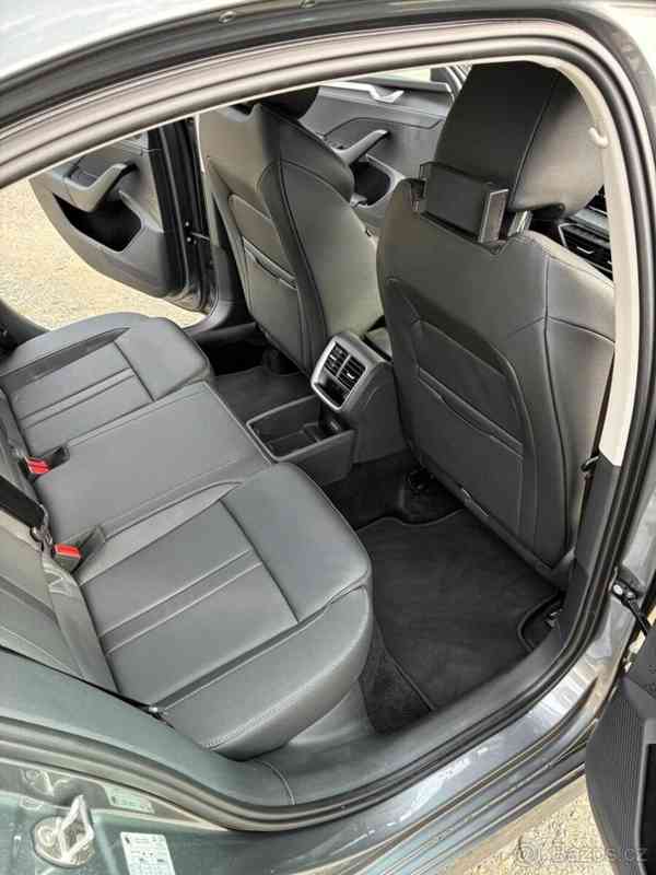 Škoda Octavia 1,5   Exclusive selection - foto 10